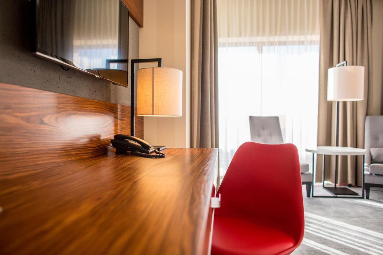 Hotel Kopieniec Fizjo- Med & Spa Мурзасичле Екстериор снимка