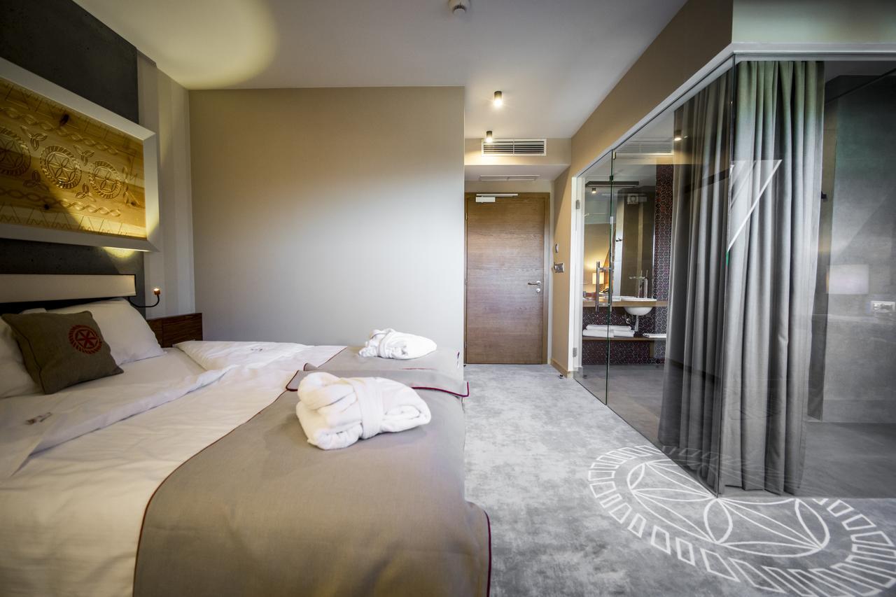 Hotel Kopieniec Fizjo- Med & Spa Мурзасичле Екстериор снимка